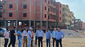 رئيس جهاز العبور الجديدة يتفقد مشروعات المرافق والطرق والكهرباء بمنطقة الـ2600 فدان بالمدينة