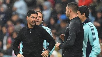 روي كين ينتقد أرتيتا بعد مباراة مانشستر سيتي وآرسنال: كان يجب طرده