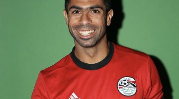 علق حذائه.. أحمد فتحي يحصد 26 لقبا مع منتخب مصر وأندية الدوري.. مسيرة حافلة