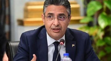 وزير التموين يوجه ببدء طرح الخضر والفاكهة بالمجمعات الاستهلاكية
