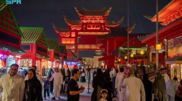 «التنين الصيني» يشعل الزوَّار حماسًا بالرياض