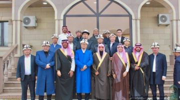 إماما المسجد النبوي يصدحان على منابر البلقان وآسيا الوسطى