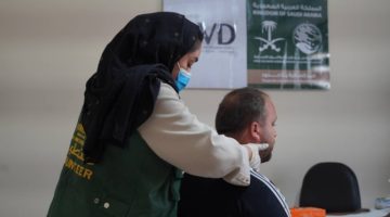 “سلمان للإغاثة” يقدم (1,553) خدمة علاجية في الريحانية