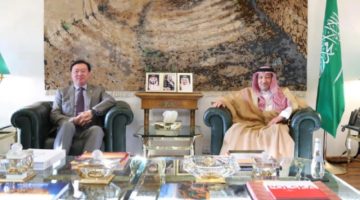 الخريجي يستقبل سفير جمهورية الصين الشعبية لدى المملكة