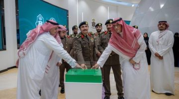 البسامي يدشن خدمة محفظة لوحات المركبات الرقمية