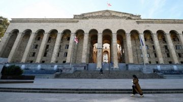 جورجيا.. إقرار النتائج النهائية للانتخابات التشريعية وسط احتجاجات للمعارضة