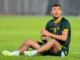 كواليس تحركات الأهلي لـ عودة محمد شريف