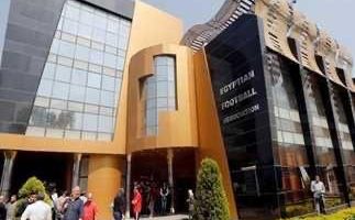 مرشح جديد يتقدم بأوراقه فى انتخابات اتحاد الكرة