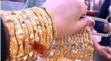 عيار 21 بكام : تطور مفاجئ يضرب أسعار الذهب اليوم بمحلات الصاغة الجرام يتخطي رقم قياسي وهذا سعر الجنيه الذهب في مصر