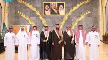 محافظ الطائف يستقبل رئيس نادي وج الرياضي