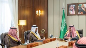 أمير حائل يرعى حفل تسليم (100) وحدة سكنية لمستفيدي “رفاق”