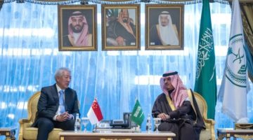 الداود يبحث كبير الوزراء والوزير المنسق للأمن القومي السنغافوري الموضوعات المشتركة