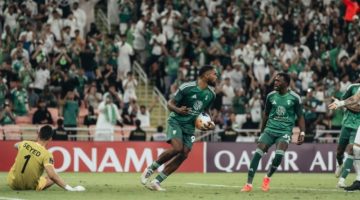 دوري أبطال آسيا للنخبة : الأهلي يتعادل مع ضيفه الاستقلال الإيراني (2-2)