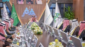 أمير حائل يزور أمانة المنطقة ويدشن “البوابة الجغرافية للمكاتب الهندسية” والمركز الإعلامي