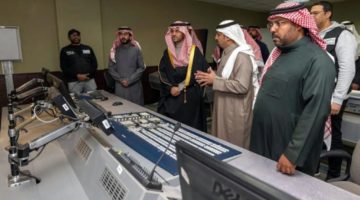 فيصل بن فهد بن مقرن يزور مقر مركز تلفزيون حائل