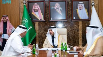 الحقيل يطلع على أبرز الخدمات التي تقدمها أمانة الشرقية