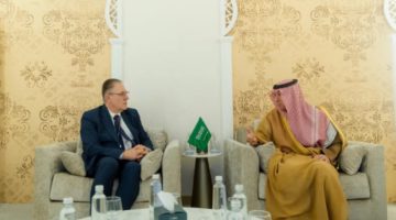 الجبير يلتقي الأمين العام المساعد للأمم المتحدة المدير الإقليمي للدول العربية