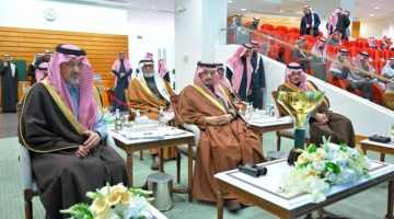 أمير الرياض يتوج الفائزين بكأسي سمو ولي العهد للخيل المنتَجة محليًّا وللإنتاج والمستورد
