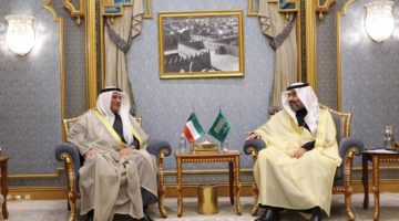 وزير الاتصالات يجتمع مع نظيره الكويتي وكبار مسؤولي الأمم المتحدة والاتحادات لتطويع التقنية والذكاء الاصطناعي