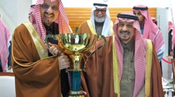 أمير الرياض يتوِّج الفائزين بالفئة الأولى لكأسي ولي العهد