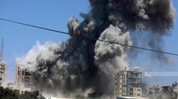استشهاد (3) فلسطينيين في قصف إسرائيلي على الشجاعية والنصيرات