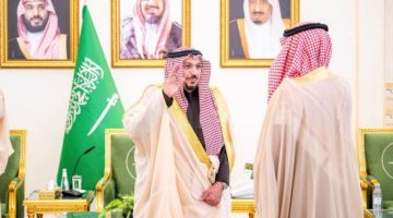 أمير القصيم يكرّم عددًا من منسوبي إدارة مكافحة المخدرات بالمنطقة