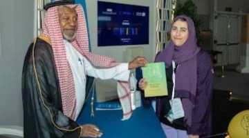 «أبو البشر» يدشِّن كتاب حكايات أندية حواري مكَّة المكرَّمة
