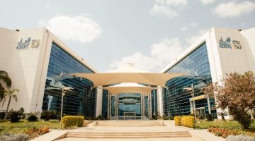 البنك الأهلي الكويتي يطلب موظفين بمرتبات مجزية في مجال المبيعات المصرفية