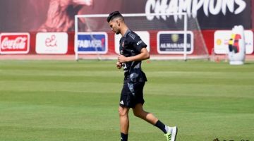 لمواجهة أورلاندو بايرتس، موقف أشرف داري من السفر مع الأهلي إلى جنوب إفريقيا