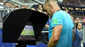 بعد موافقة الفيفا، ما هو «نظام FVS» بديل تقنية الفيديو (VAR)