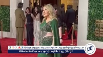 أبرزهم نادية الجندي وأمير المصري.. نجوم الفن يتألقون على ريد كاربت مهرجان البحر الأحمر