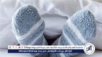 أضرار ارتداء الجوارب أثناء النوم في الشتاء وكيفية تجنبها