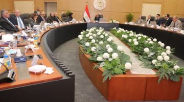 إتاحة الكهرباء بجودة واستمرارية واستقرار ودعم وتطوير وتحديث شبكة نقل الكهرباء لاستيعاب القدرات المضافة من الطاقات المتجددة.