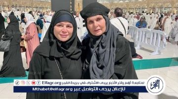 إلهام شاهين تؤدي مناسك العمرة وتوجه رسالة مؤثرة لوالدتها الراحلة