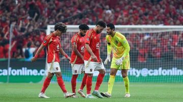 الفرق كبير ,,,تعليق صادم من خالد الغندور علي تصنيف الاهلي في كأس العالم للاندية