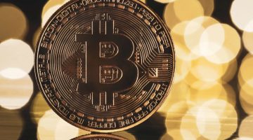 ارتفاع سعر البيتكوين 2.5% ليصل إلى 100,703 دولار أمريكي (تحليل)