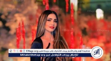 تكريم “إيناس عزالدين” عن نوراه في أفراح إبليس الجزء الثاني بمهرجان Social Media Festival