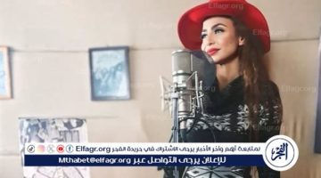 دوللي شاهين تخطف الأنظار بأحدث ظهور لها