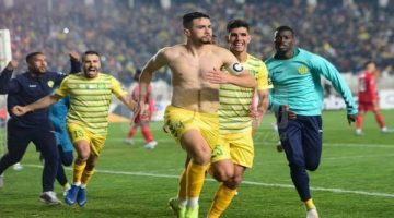 شبيبة القبائل يعتلي صدارة الدوري الجزائري