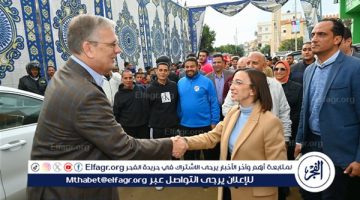 محافظ البحيرة والسفير الهولندي يفتتحان ملعب بمركز شباب ويشهدان مباراة كرة قدم نسائية (فيديو وصور)