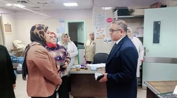 مدير التأمين الصحي بالقليوبية يتفقد مستشفى بنها النموذجي لتحسين الخدمات وتطوير الأداء