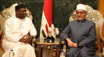 مفتي الجمهورية يلتقي الأمين العام لمجمع الفقه الإسلامي الدولي بجدة