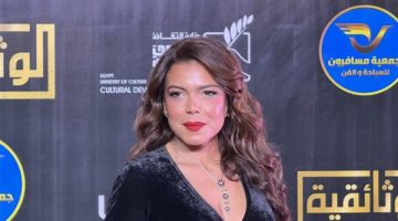 ناهد السباعي تخطف الأنظار على ريد كاربت مهرجان القاهرة الدولي للفيلم القصير