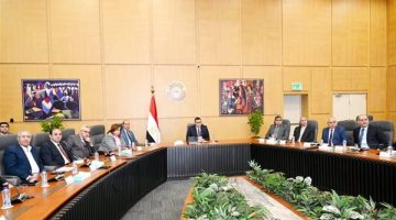 وزير الإسكان يتابع موقف تنفيذ وحدات المبادرة الرئاسية “سكن لكل المصريين” وسكن مصر وجنة بعدد من المدن والمحافظات