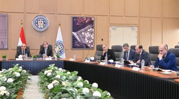 وزير الموارد المائية والرى ووزير المالية يبحثان التنسيق المشترك بين الوزارتين فى العديد من الملفات