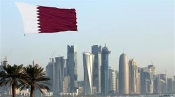 ‏قطر تعيد فتح سفارتها في دمشق وترفع علمها فوق المبنى