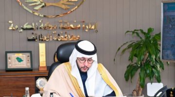 محافظ الطائف يطلع على خطط حركة المرور على طريق السيل
