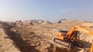 وزير الإسكان يتابع مشروعات المرافق بمساحة 8500 فدان بتوسعات مدينة الشيخ زايد