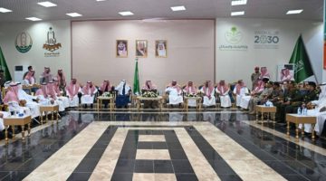 تابع الحالة المطرية التي شهدتها المحافظة خلال اليومين الماضيين .. أمير منطقة تبوك يلتقي اهالي محافظه تيماء