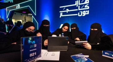 «الأيادي الناعمة» تشارك في تشكيل مستقبل الذكاء الاصطناعي